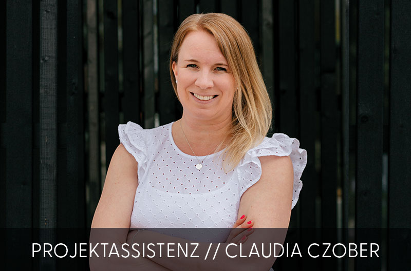 CLAUDIA-CZOBER